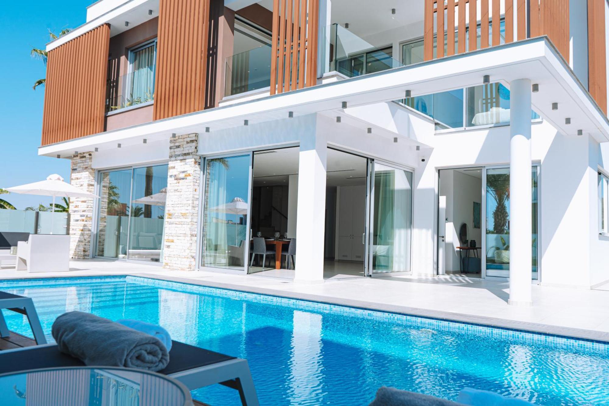 Vivo Mare Beachfornt Villas - Azure Ayia Napa Exterior photo